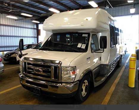 2009 Ford Econoline - cars & trucks - by dealer - vehicle automotive... for sale in Oceanside, NY