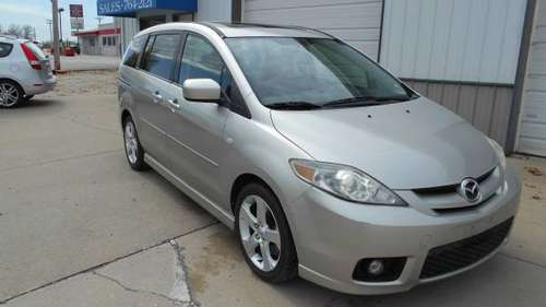 2007 Mazda 5 , 86,000 miles - cars & trucks - by dealer - vehicle... for sale in Martensdale, IA