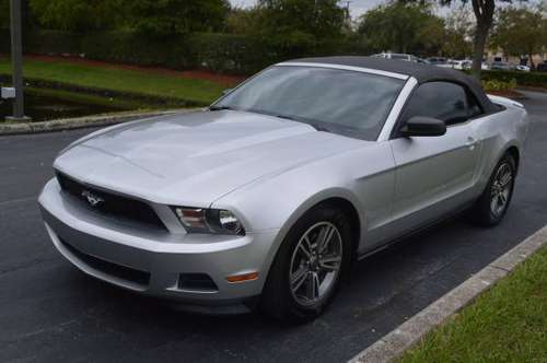 2011 FORD MUSTANG PREMIUM CONVERTIBLE for sale in TAMPA, FL
