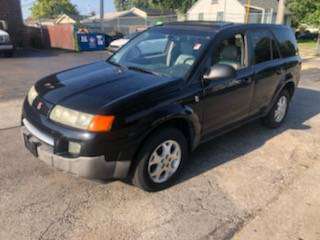2005 SATURN VUE BLACK BEAUTY FULLY LOADED LEATHER MOONROOF SUNROOF for sale in Chicago, IL