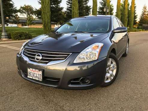 2010 Nissan Altima 2.5S Clean Title Very Good Condition for sale in Sacramento , CA