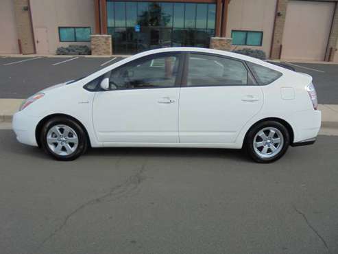2007 TOYOTA PRIUS HYBRID***L O W - M I L E S - W O W*** for sale in Englewood, CO
