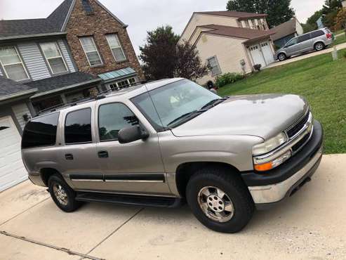 2001 Chevy suburban LS 3rd row seating for sale in Saint Georges, DE