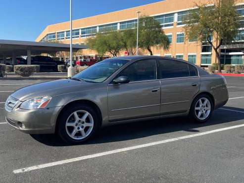 Nissan Altima Clean & Maintained! - cars & trucks - by owner -... for sale in Phoenix, AZ