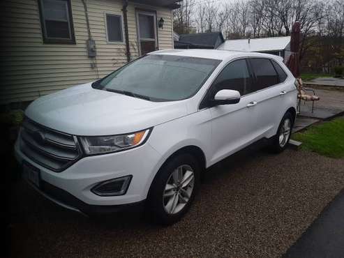 2015 FORD EDGE SEL LOW MILES - cars & trucks - by owner - vehicle... for sale in Roseville, OH