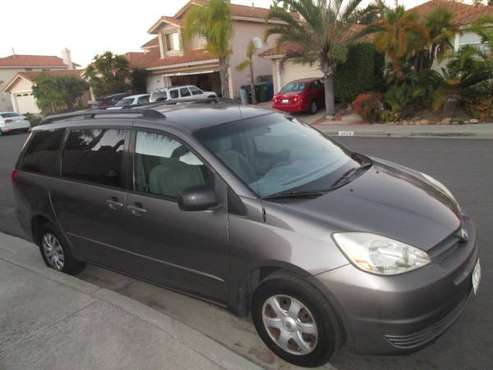 2005 TOYOTA SIENNA LE 8 passenger - cars & trucks - by owner -... for sale in San Diego, CA