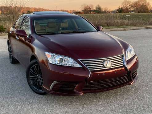 2008 Lexus ES 350 ***77K MILES ONLY*** - cars & trucks - by dealer -... for sale in Omaha, IA