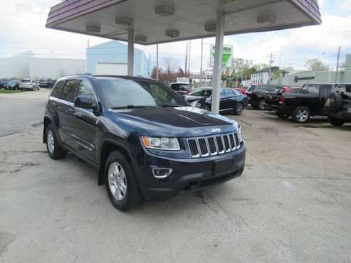 2014 Jeep Grand Cherokee Laredo 4x4 4dr SUV - - by for sale in Bloomington, IL