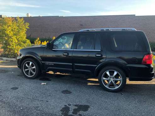 2004 navigator on 22s ,needs work for sale in Bryans Road, District Of Columbia