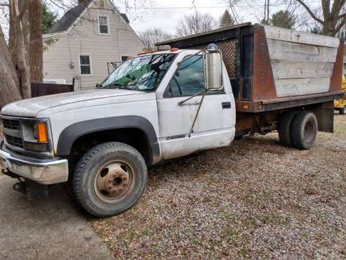 2000 K3500 6.5TD 4x4 Dump - cars & trucks - by owner - vehicle... for sale in Tallmadge, OH