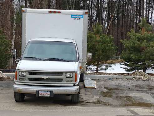 2002 CHEVROLET EXPRESS for sale in Everett, MA
