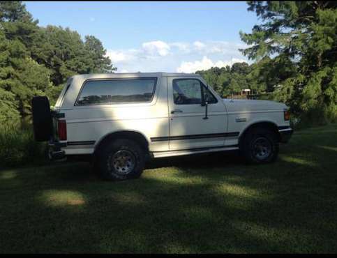 1991 Ford Bronco XLT 4x4 for sale in Canton, MS