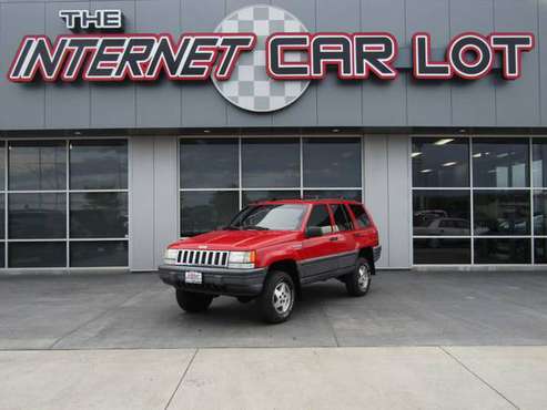 1993 *Jeep* *Grand Cherokee* *4dr Laredo 4WD* Red for sale in Omaha, NE