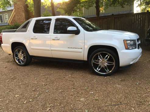 2007 CHEVY AVALANCHE 4X4 for sale in Memphis, TN