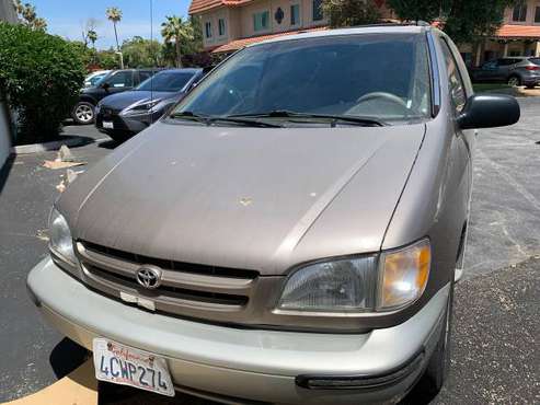 1998 Toyota Sienna for sale in Santa Clara, CA