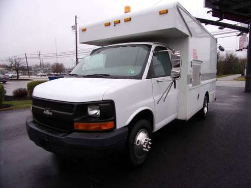 2005 Chevrolet C3500 Box Truck - cars & trucks - by dealer - vehicle... for sale in New Oxford, PA