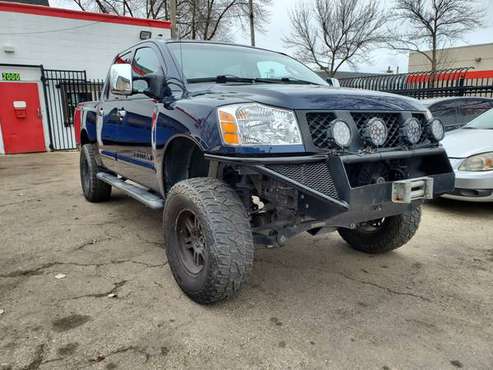 2006 NISSAN TITAN XE LIFTED TRUCK - - by dealer for sale in milwaukee, WI