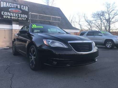 11 Chrysler 200 S V6 Hard Top Convertible! 5YR/100K WARRANTY INCLUDED! for sale in Methuen, MA