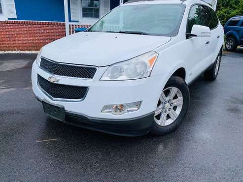 2010 Chevrolet traverse LT - cars & trucks - by owner - vehicle... for sale in Myrtle Beach, SC