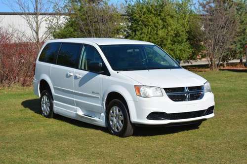 2014 Dodge Grand Caravan Braun Mobility Van - cars & trucks - by... for sale in Crystal Lake, MI