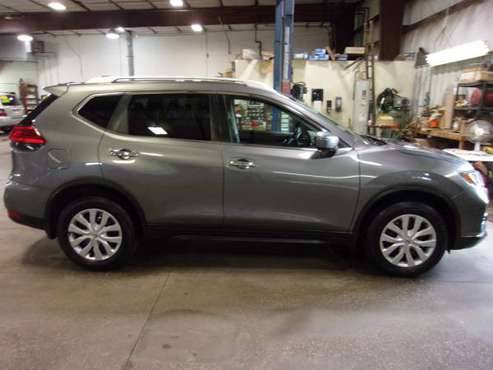 2017 Nissan Rogue...AWD...low miles - cars & trucks - by dealer -... for sale in Kingsford, MI