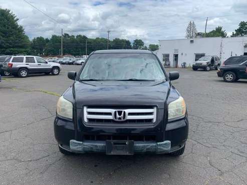 2006 Honda Pilot 4WD LX AT - cars & trucks - by dealer - vehicle... for sale in East Windsor, CT