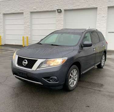2014 Nissan Pathfinder SV 4WD - cars & trucks - by owner - vehicle... for sale in Bronx, NY