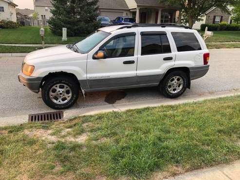 1999 Jeep Grand Cherokee 4x4 - cars & trucks - by owner - vehicle... for sale in Greenwood, IN