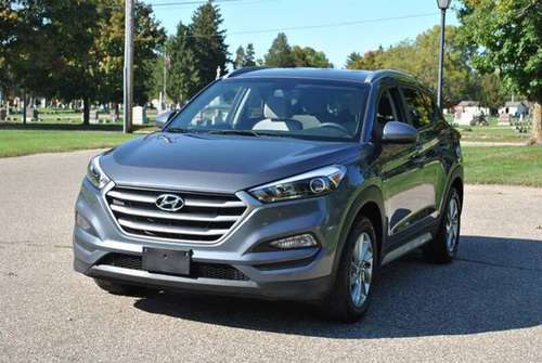 2018 TUCSON SE AWD EXTRA CLEAN REAR VIEW CAMERA 5" INFOTAINMENT SCREEN for sale in Flushing, MI