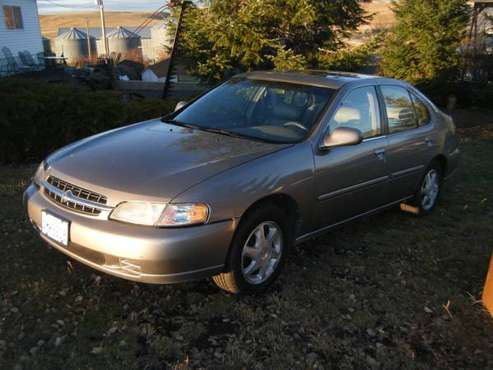 1999 Nissan Altima GLE. LOW MILES - cars & trucks - by owner -... for sale in Potlatch, WA