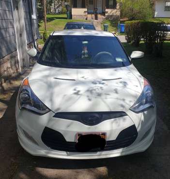 Hyundai veloster remix 2013 for sale in Rochester , NY