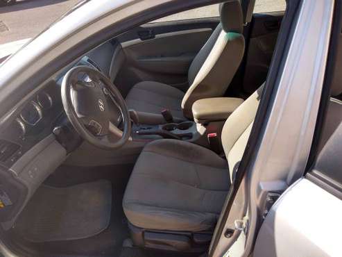 2009 Hyundai sonata - cars & trucks - by owner - vehicle automotive... for sale in Brooklyn, NY
