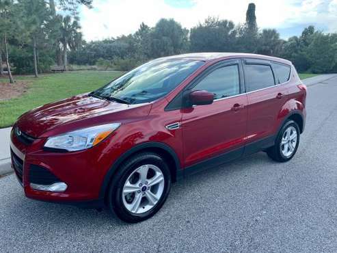 2015 Ford Escape SE 4wd.............ONLY 15k miles!!!!!!! - cars &... for sale in Osprey, FL