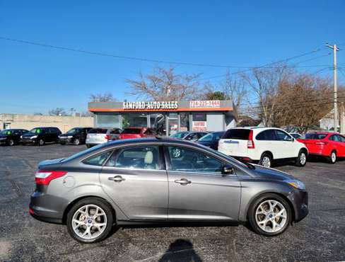 2012 FORD FOCUS SEL CLEAN TITLE CLEAN CARFAX ONLY 68K ORIGINAL MILES... for sale in Riverview, MI