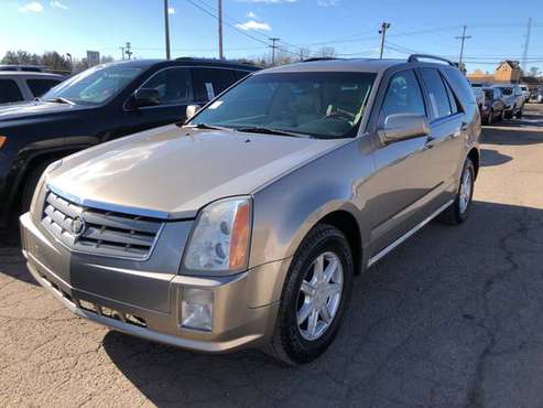 2006 cadillac srx - - by dealer - vehicle automotive for sale in Roseville, MI