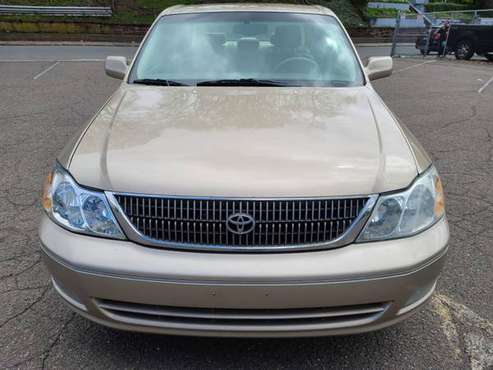 2001 Toyota Avalon XLS - - by dealer - vehicle for sale in Meriden, CT