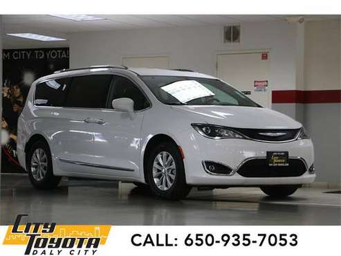2018 Chrysler Pacifica Touring L - mini-van - cars & trucks - by... for sale in Daly City, CA