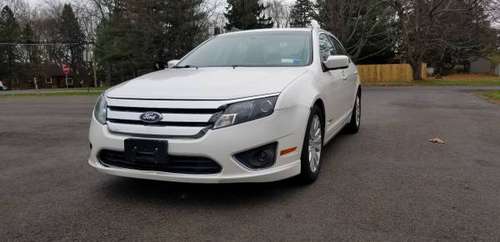 2010 FORD FUSION HYBRID - cars & trucks - by owner - vehicle... for sale in WEBSTER, NY