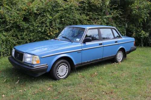 1987 Volvo 240 mint condition 1 owner - cars & trucks - by owner -... for sale in NEW YORK, NY