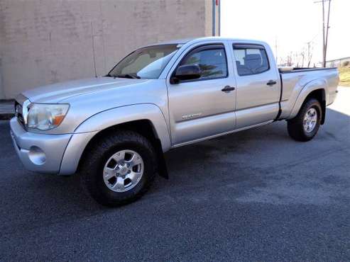 2008 Toyota Tacoma Double Cab SR5 4x4 - cars & trucks - by dealer -... for sale in Fort Oglethorpe, TN