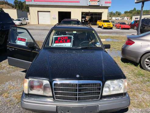 Mercedes e320 Wagon - cars & trucks - by owner - vehicle automotive... for sale in Hiltons, TN