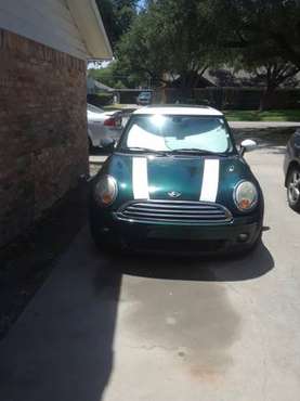 2009 Mini Cooper For Sale - cars & trucks - by owner - vehicle... for sale in TAMPA, FL