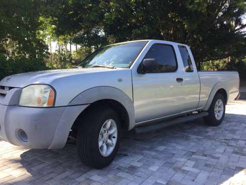 PRIVATE PARTY - 2001 Nissan Frontier XE - Extra Cab Truck for sale in Bonita Springs, FL