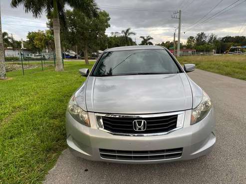 2009 Honda Accord $5900 - cars & trucks - by owner - vehicle... for sale in Fort Myers, FL