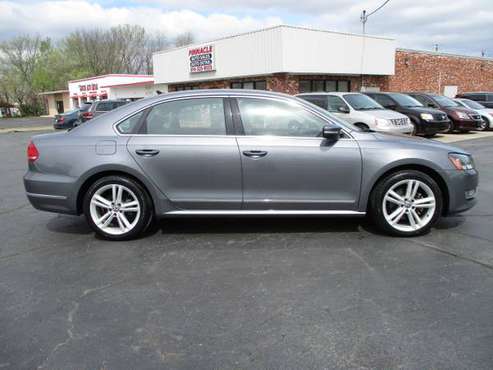 2015 Volkswagen Passat TDI SEL*Only 29,000 miles!! Great Price! -... for sale in Lees Summit, MO