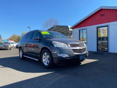 2009 CHEVROLET TRAVERSE LT SPORT UTILITY 4D SUV AWD All Wheel Drive for sale in Portland, OR
