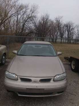 1998 Oldsmobile Cutlass - cars & trucks - by owner - vehicle... for sale in Fargo, ND