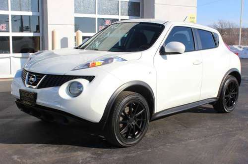 2013 Nissan JUKE AWD ONE OWNER WHITE - - by for sale in milwaukee, WI