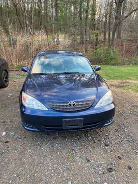 2002 toyota camry xle for sale in Bristol, CT