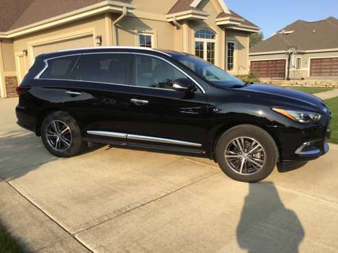 2019 INFINITI QX60 LUXE - cars & trucks - by owner - vehicle... for sale in Waunakee, WI